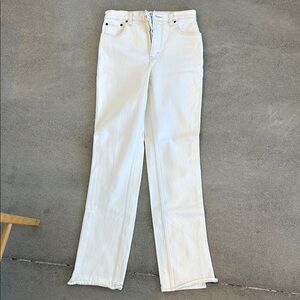 Abercrombie & Fitch White “The 90’s Straight ultra high rise”